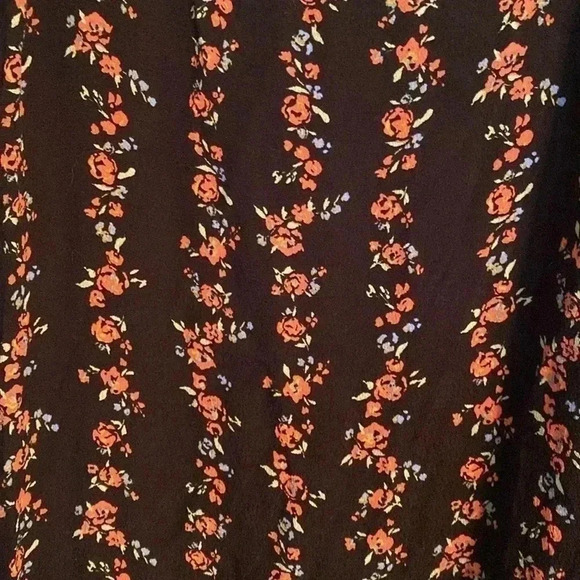 Flowy open back summer dress size small - Picture 2 of 6